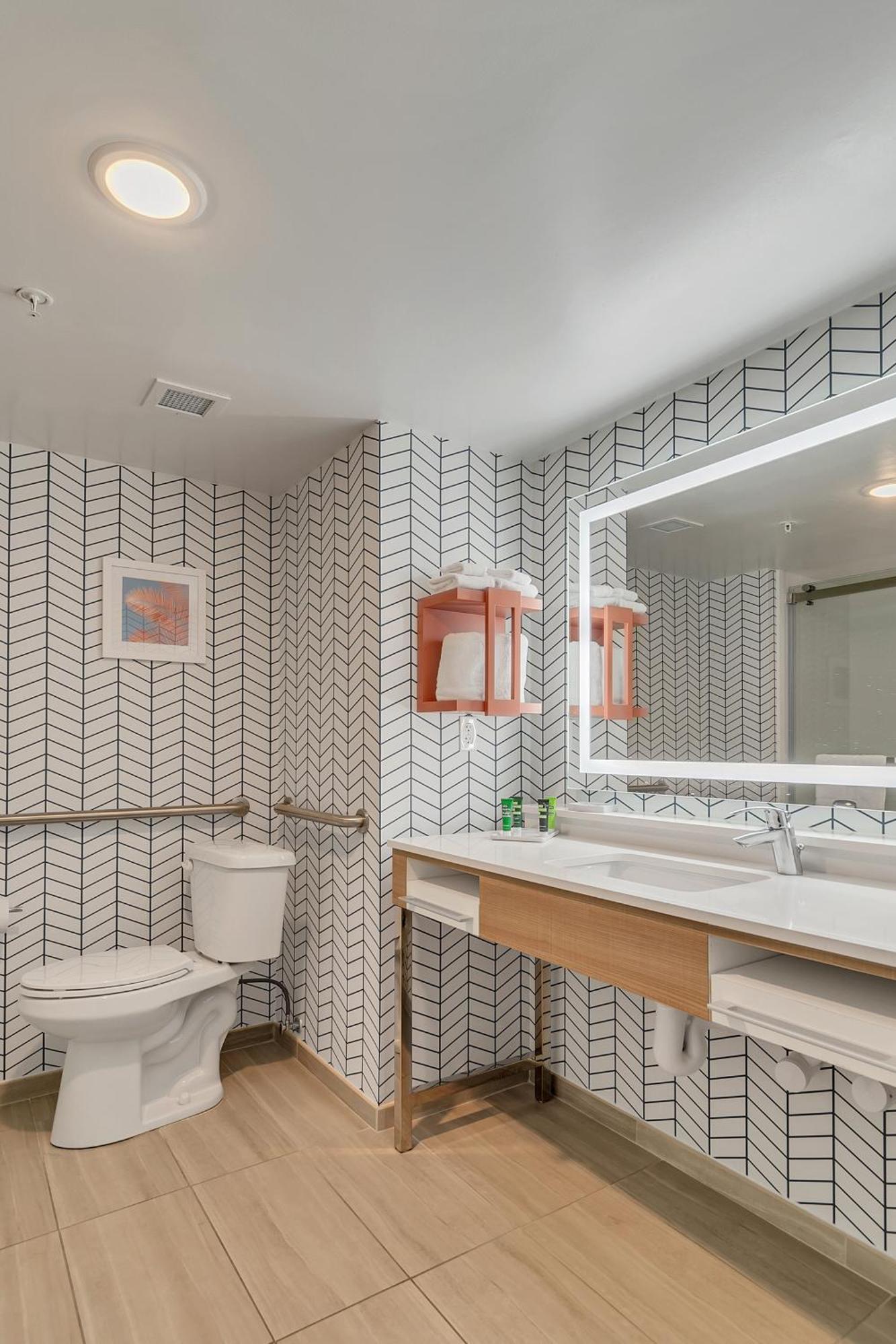 Holiday Inn Express & Suites Destin - Miramar Beach By Ihg מראה חיצוני תמונה