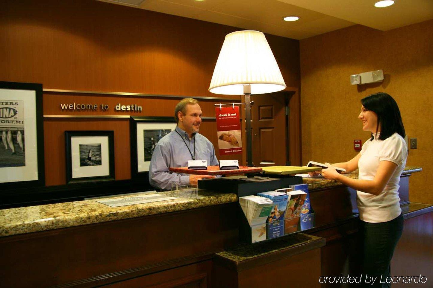 Holiday Inn Express & Suites Destin - Miramar Beach By Ihg מראה פנימי תמונה